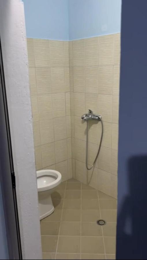 Guest House Andersoni Dhoma Plazhi Andersoni Shen Ded Gjoni 외부 사진